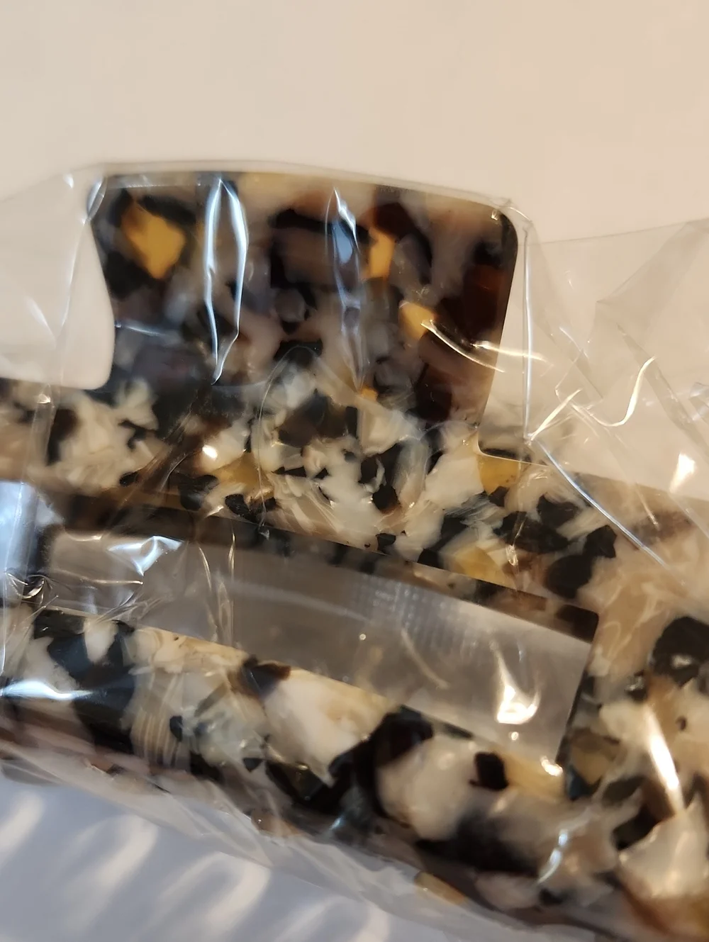 NWOT Acetate Hair Clip 4 inches